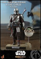 Hot Toys The Mandalorian ( Beskar Armour ) and The Child Deluxe 1/6 Figure Set