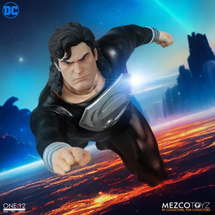Mezco One:12 Collective DC Comics Superman Recovery Suit Action