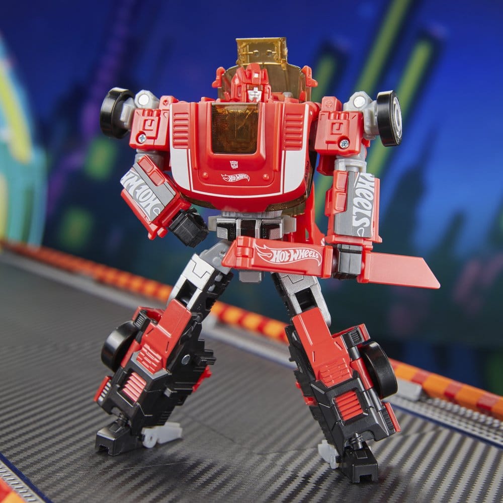 Transformers x Hot Wheels Collaborative Deluxe Class GT-Scorcher
