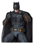 Medicom Toy MAFEX No. 222 Batman (Zack Snyder's Justice League ) Re-Run
