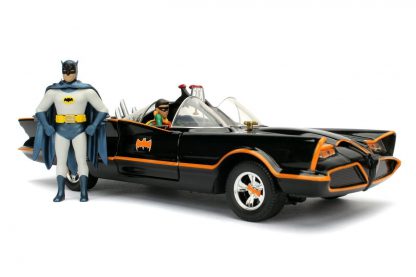 Jada 1:24 Batman 1966 Classic Batmobile & Figure-16386
