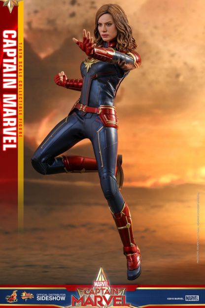 Hot Toys 1:6 Captain Marvel-0