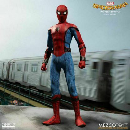Mezco One:12 Collective Homecoming Spider-Man -21161