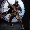 Hot Toys Star Wars The Mandalorian 1/6th Scale Figure -22296