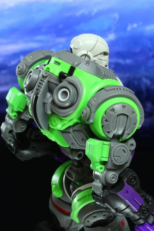 Astrobots A00 Apollo Prototype Version – Kapow Toys