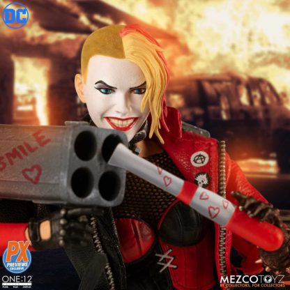 Mezco One:12 Collective PX Previews Harley Quinn Playing For Keeps Edition-22504
