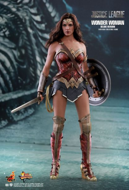 Hot Toys Justice League Wonder Woman (Deluxe Version) 1/6th Scale Collectible Figure-25205