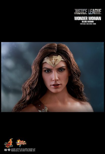 Hot Toys Justice League Wonder Woman (Deluxe Version) 1/6th Scale Collectible Figure-25195