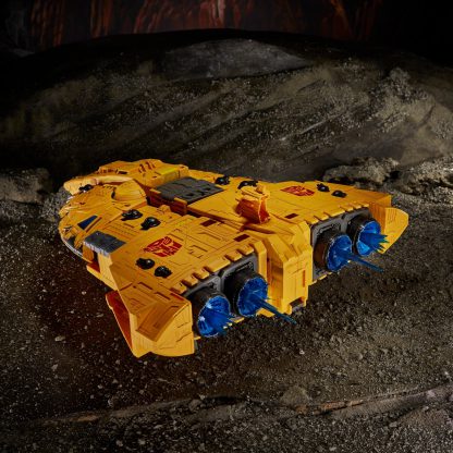 Transformers Kingdom Titan Class Ark