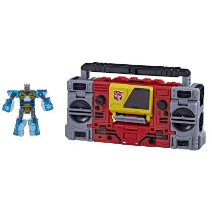 Transformers Generations War for Cybertron: Kingdom Voyager Blaster & Eject