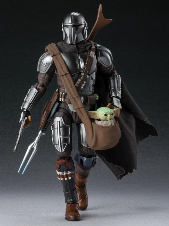S.H. Figuarts The Mandalorian Din Djarin and Grogu ( Beskar Armour