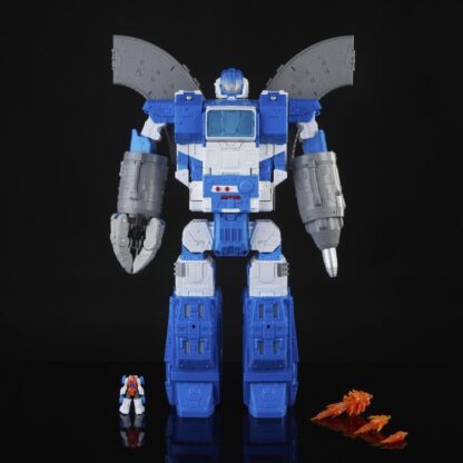 Transformers Generations Selects Titan Guardian Robot and Lunar Tread