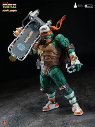 Teenage Mutant Ninja Turtles HB0105 Michelangelo (Deluxe Edition) Action Figure